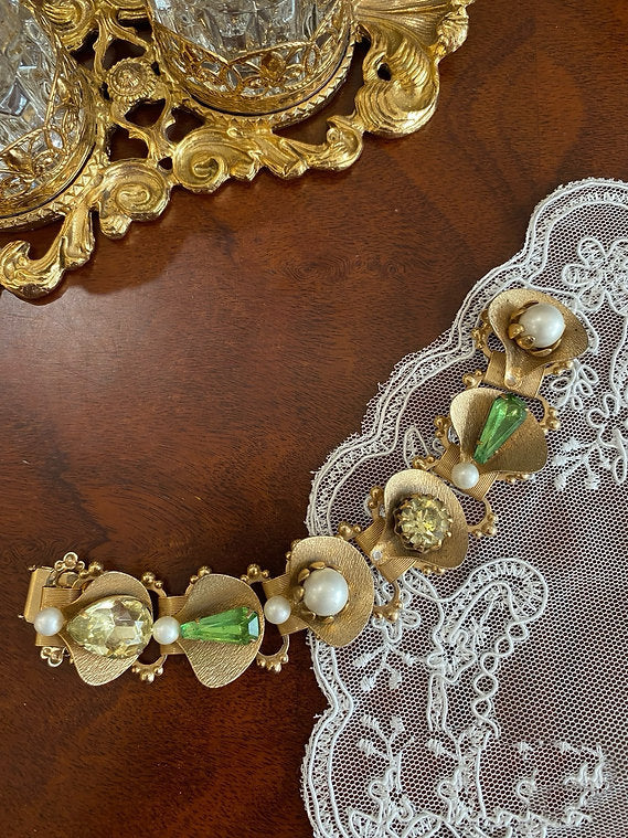 Vintage 60s Pea Pearl Bracelet