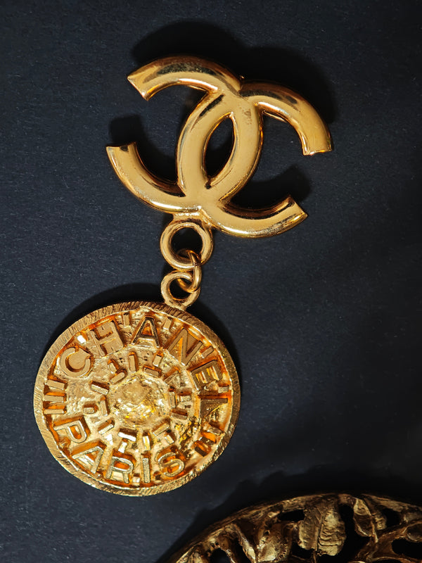 Chanel-1995-Fall-Winter-Gold-Coin-CC-Dangle-Brooch-Vintage-Jewelry