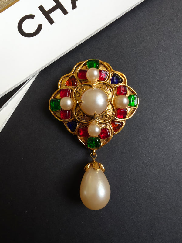 Chanel 1994 Fall/Winter Mosaic Pâte de verre Brooch
