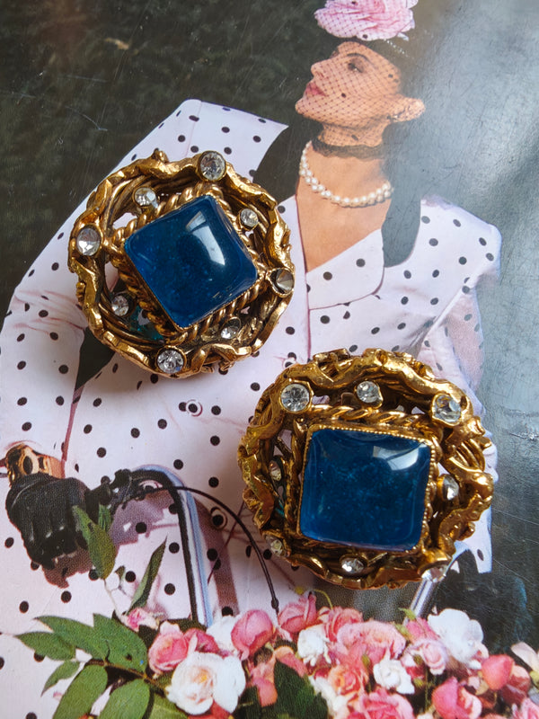 Chanel 1995 Peacock Blue Carved Rocaille Clip Earrings