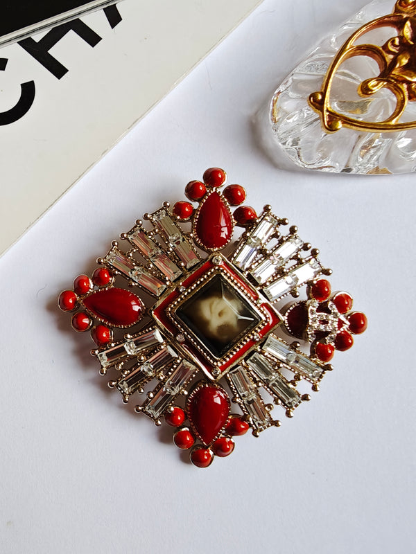chanel-2003-spring-summer-red-pate-de-verre-swarovski-crystal-brooch